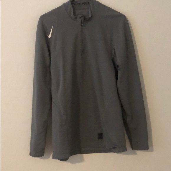 nike mens clothes